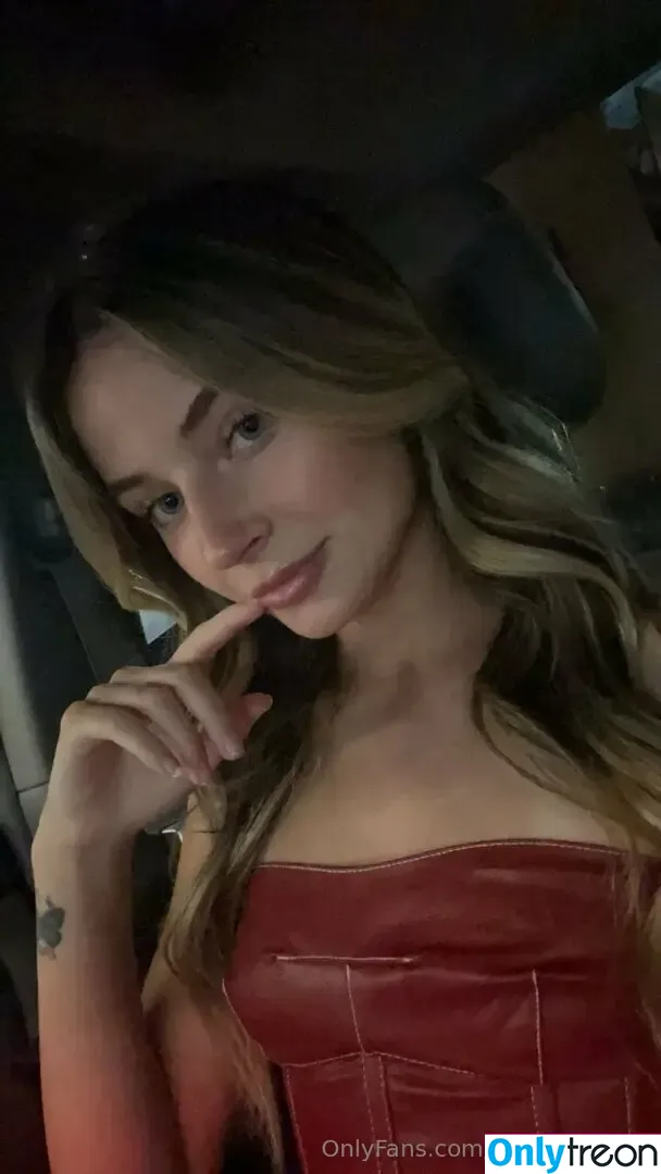 ellieanderson nude photo #0081 (ellieanderphd)