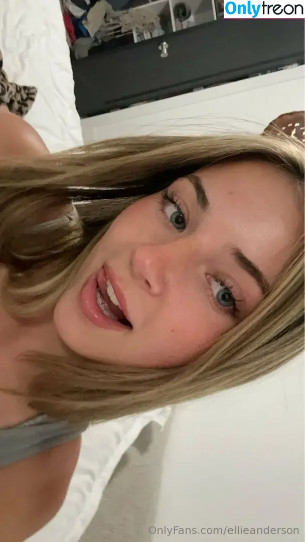 ellieanderson nude photo #0092 (ellieanderphd)