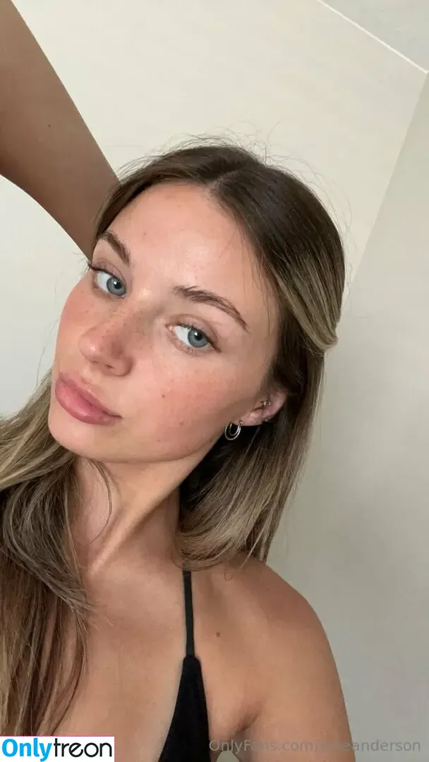 ellieanderson nude photo #0180 (ellieanderphd)