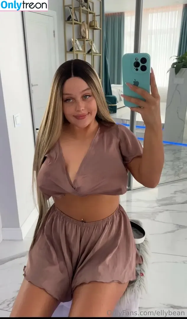 Ellybean nude photo #0011 (ellybeanxo)