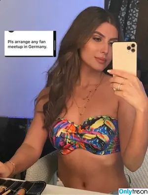 Elnaaz Norouzi / iamelnaaz nude photo #0002