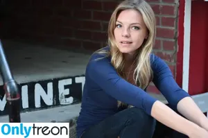 Eloise Mumford / eloisemumford nude photo #0013