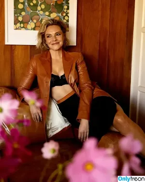 Eloise Mumford / eloisemumford nude photo #0028