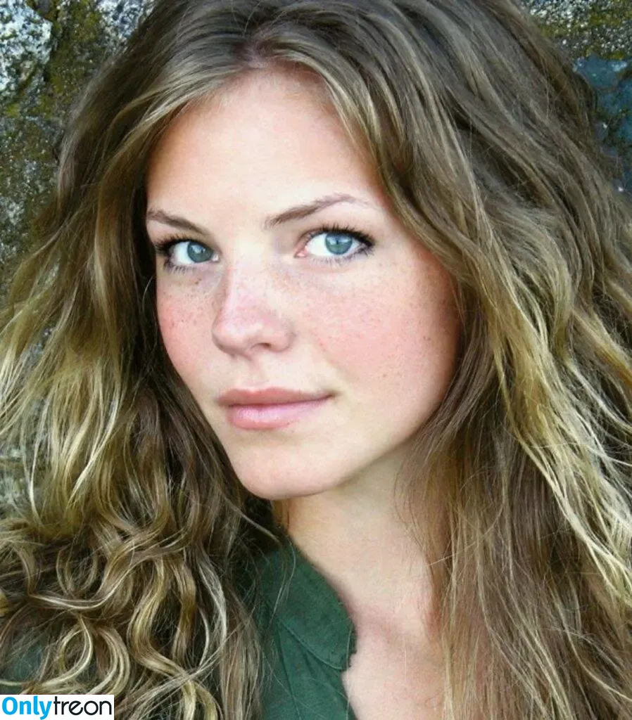 Eloise Mumford nude photo #0002 (eloisemumford)