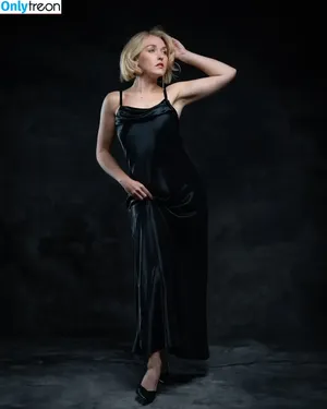 EloiseH / deareloise / elohmn nude photo #0021