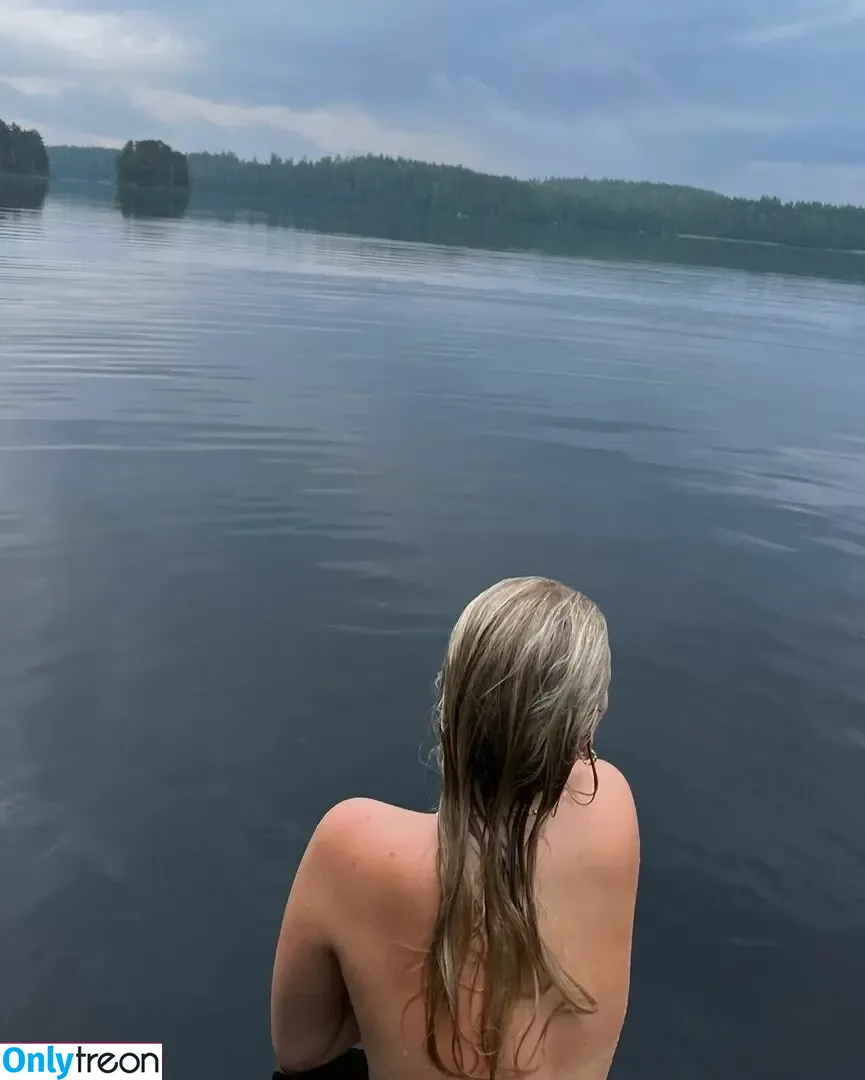 Elsa Kekkonen nude photo #0008 (elsakekkonen)