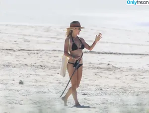 Elsa Pataky / elsapataky_ / elsapatakyconfidential nude photo #0499