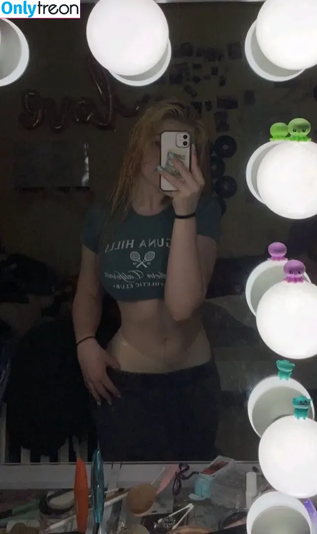 Elsuzanne nude photo #0016 (Laurensuzaanne)
