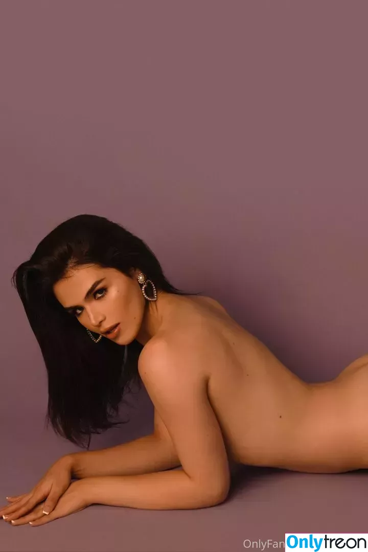 elvirarelv nude photo #0041 (Elvira)