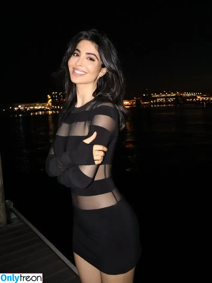 Elwa Saleh nude photo #0114 (elwasaleh)