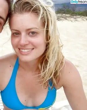 Elyse Willems / elysewillems nude photo #0280