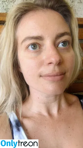 Elyse Willems nude photo #0040 (elysewillems)