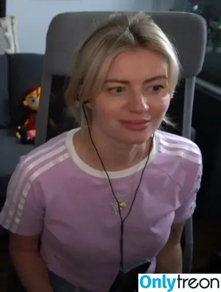 Elyse Willems nude photo #0277 (elysewillems)