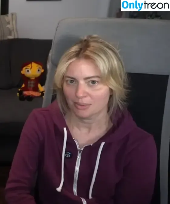 Elyse Willems nude photo #0285 (elysewillems)