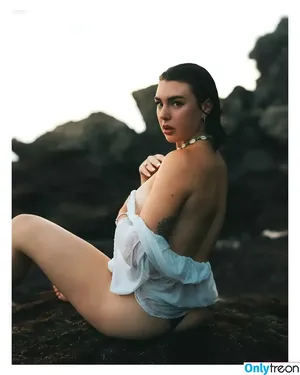 elysecamille / elysecamilleofficial nude photo #0042