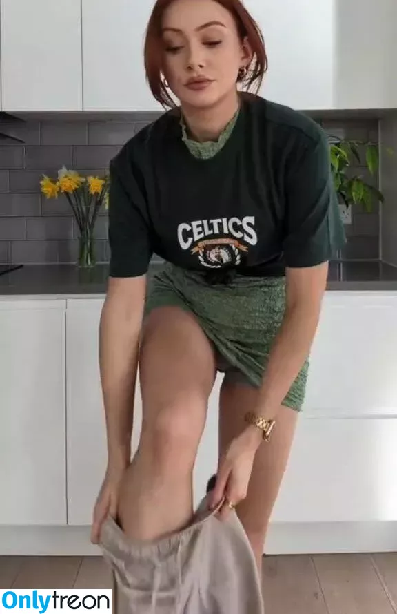 Elz The Witch nude photo #0078 (elzthewitch)