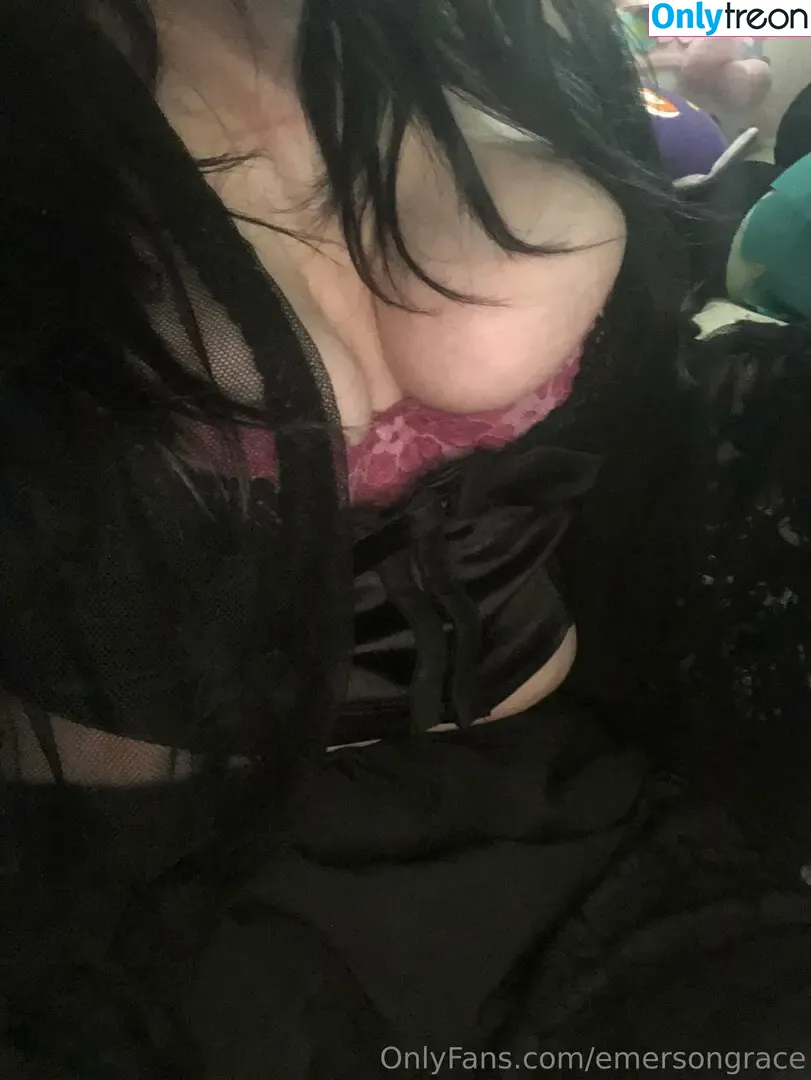 emersongrace nude photo #0004 (emersongracenashville)