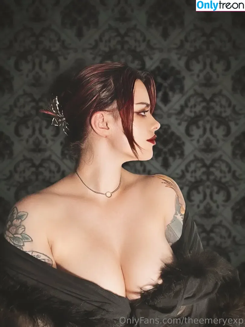 EmeryEXP nude photo #0021 (EmeryPan)