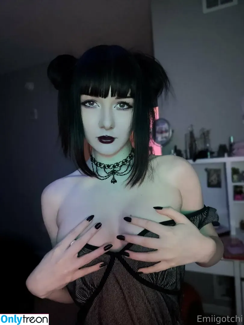 Emiigotchi nude photo #0071 (Emiigotchi)