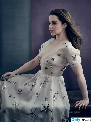 Emilia Clarke / clarkeyxo / emilia_clarke / emiliaclarke nude photo #0032