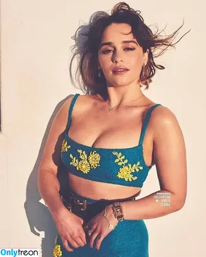 Emilia Clarke / clarkeyxo / emilia_clarke / emiliaclarke nude photo #0062