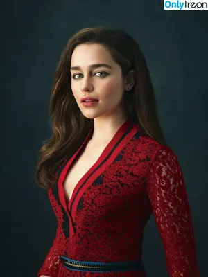 Emilia Clarke / clarkeyxo / emilia_clarke / emiliaclarke nude photo #0071