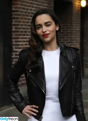 Emilia Clarke / clarkeyxo / emilia_clarke / emiliaclarke nude photo #0076