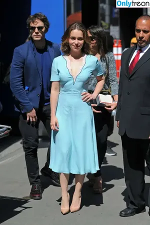 Emilia Clarke / clarkeyxo / emilia_clarke / emiliaclarke nude photo #0154