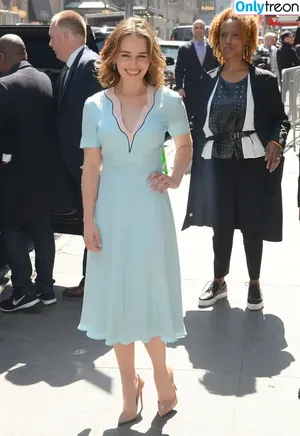 Emilia Clarke / clarkeyxo / emilia_clarke / emiliaclarke nude photo #0186