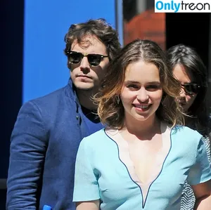 Emilia Clarke / clarkeyxo / emilia_clarke / emiliaclarke nude photo #0208