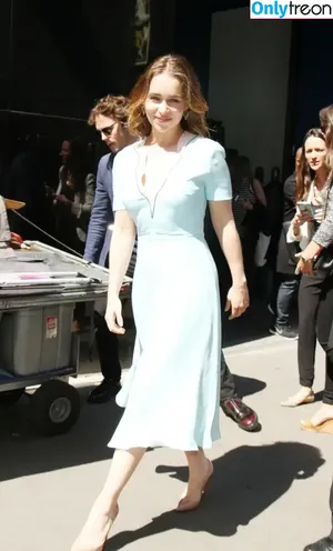 Emilia Clarke / clarkeyxo / emilia_clarke / emiliaclarke nude photo #0216