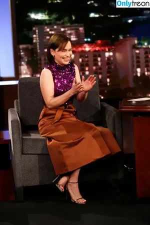 Emilia Clarke / clarkeyxo / emilia_clarke / emiliaclarke nude photo #0435