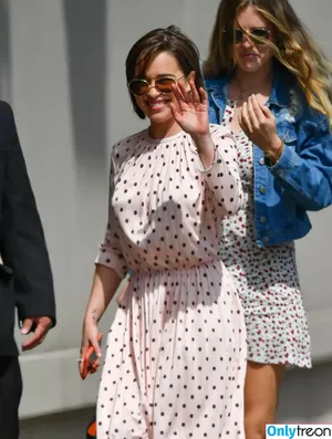 Emilia Clarke / clarkeyxo / emilia_clarke / emiliaclarke nude photo #0440