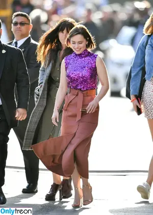 Emilia Clarke / clarkeyxo / emilia_clarke / emiliaclarke nude photo #0453