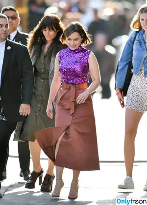 Emilia Clarke / clarkeyxo / emilia_clarke / emiliaclarke nude photo #0456