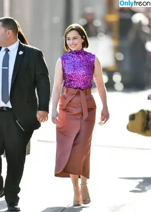 Emilia Clarke / clarkeyxo / emilia_clarke / emiliaclarke nude photo #0471