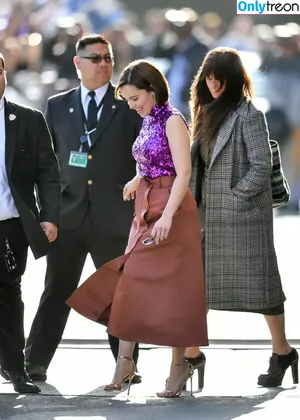 Emilia Clarke / clarkeyxo / emilia_clarke / emiliaclarke nude photo #0483