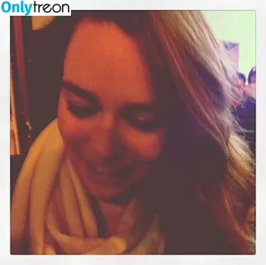 Emilia Clarke / clarkeyxo / emilia_clarke / emiliaclarke nude photo #0515