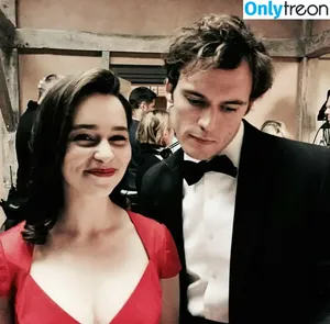 Emilia Clarke / clarkeyxo / emilia_clarke / emiliaclarke nude photo #0554