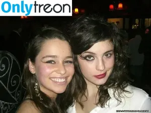 Emilia Clarke / clarkeyxo / emilia_clarke / emiliaclarke nude photo #0558