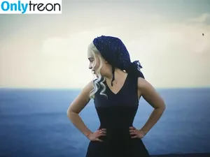 Emilia Clarke / clarkeyxo / emilia_clarke / emiliaclarke nude photo #0597