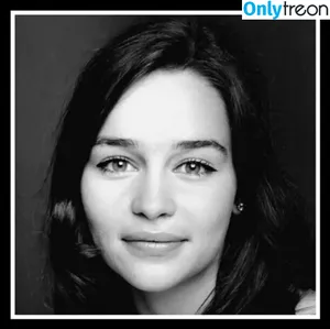 Emilia Clarke / clarkeyxo / emilia_clarke / emiliaclarke nude photo #0612