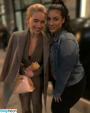 Emilia Clarke / clarkeyxo / emilia_clarke / emiliaclarke nude photo #0614