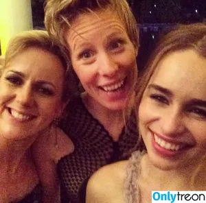 Emilia Clarke / clarkeyxo / emilia_clarke / emiliaclarke nude photo #0620