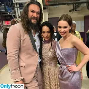 Emilia Clarke / clarkeyxo / emilia_clarke / emiliaclarke nude photo #0636
