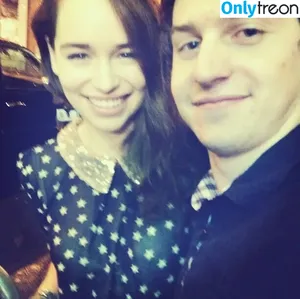 Emilia Clarke / clarkeyxo / emilia_clarke / emiliaclarke nude photo #0690