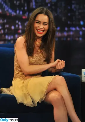 Emilia Clarke / clarkeyxo / emilia_clarke / emiliaclarke nude photo #0726