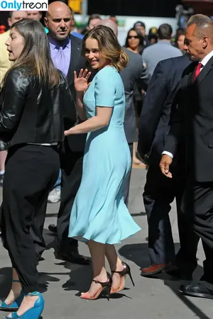 Emilia Clarke / clarkeyxo / emilia_clarke / emiliaclarke nude photo #0778
