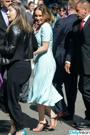 Emilia Clarke / clarkeyxo / emilia_clarke / emiliaclarke nude photo #0817