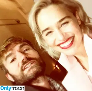 Emilia Clarke / clarkeyxo / emilia_clarke / emiliaclarke nude photo #0823